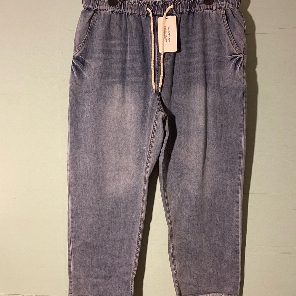 Women's Straight Leg Jeans - Blue